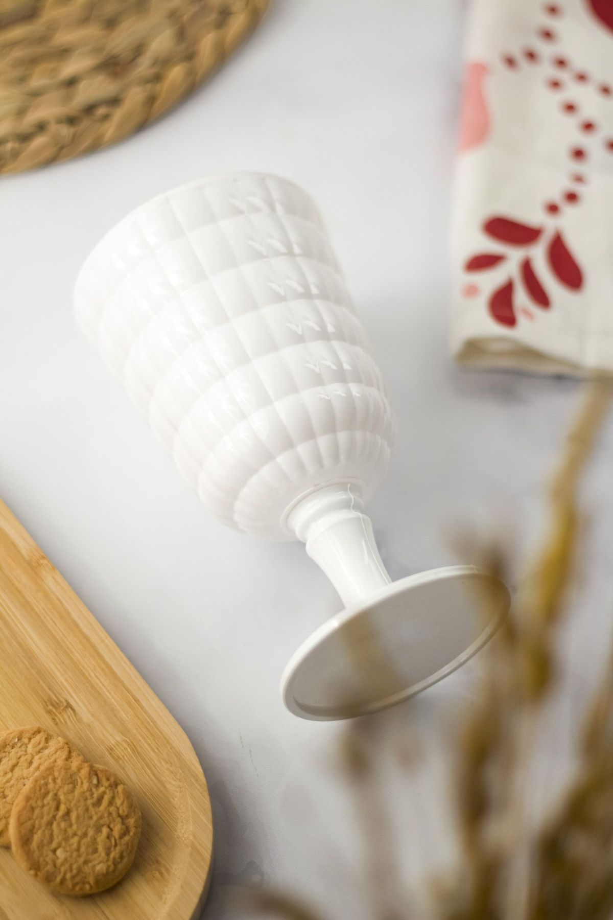 Akrilik Beyaz Tekli Kadeh & Su Meşrubat Kahve Yanı Bardağı 450 ml ( Cam Değildir )