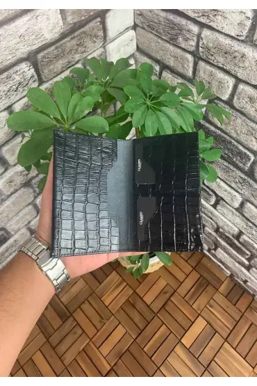  359  Croco Baskılı Siyah Pasaport Kılıfı