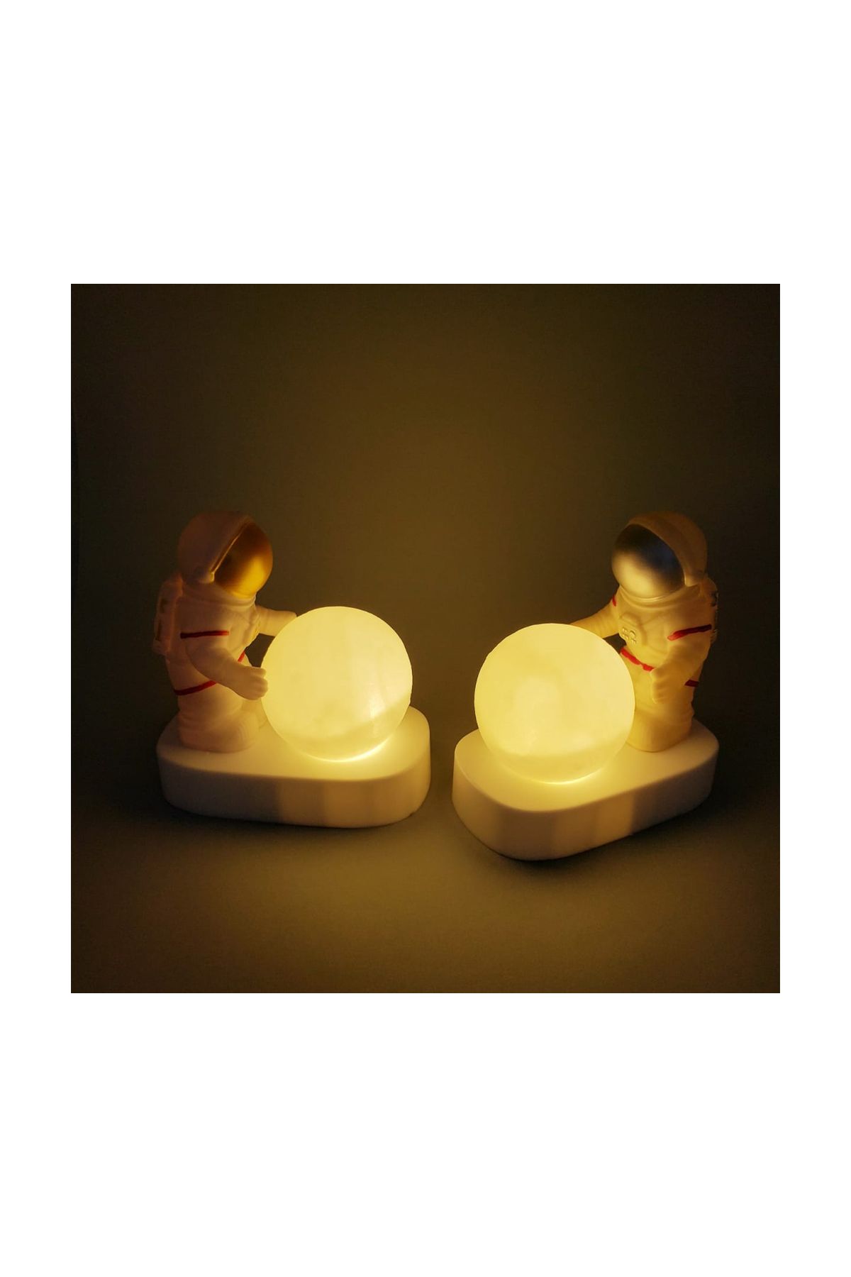 Astronot Masa Lambası