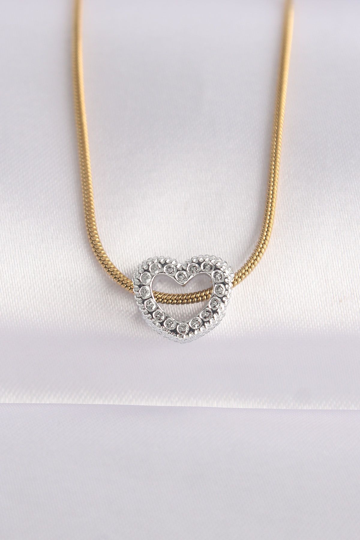 316L Çelik Zincir Altın Renk Zincirli Gümüş Renk Kalp Tasarımlı Kolye - TJ-BKO8609