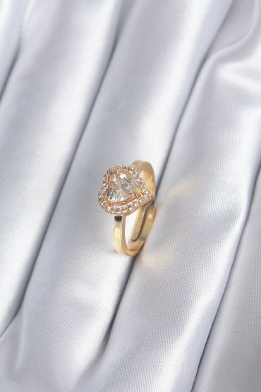 Pirinç Gold Renk Zirkon Taşlı Kalp Charm Model Kadın Yüzük - TJ-BYK2863