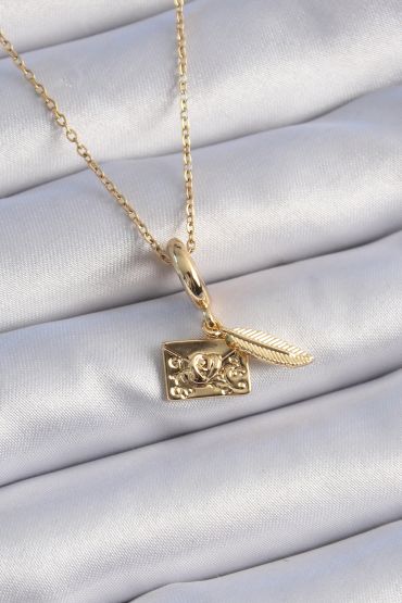 316L Çelik Gold Renk Kalp Detay Mektup Figür Charm Model Kadın Kolye - TJ-BKO9314