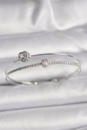 Pirinç Gümüş Renk Zirkon Taşlı Kalp Model Kadın Bileklik - TJ-BB6537