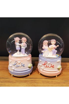 Büyük Boy Kar Küresi