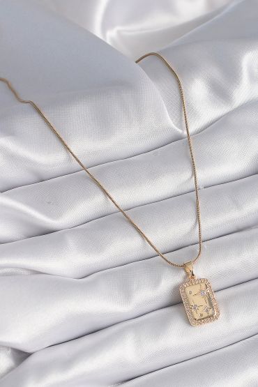 316L Çelik Gold Renk Zirkon Taşlı Yıldız İşleme Madalyon Kadın Kolye - TJ-BKO9520
