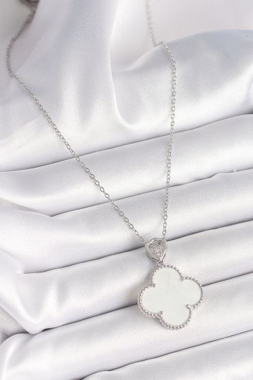 316L Çelik Gümüş Renk Zincir Zirkon Taş Detaylı Beyaz Yonca Model Kadın Kolye - TJ-BKO9894