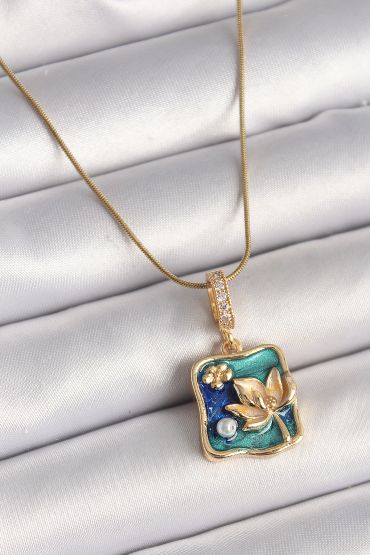 316L Çelik Gold Renk Zincir Zirkon Taş Detaylı Mavi İşlemeli Çiçek Portre Model Kadın Kolye - TJ-BKO9897