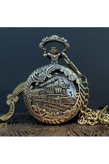 Tren Tasarımlı Köstekli Saat