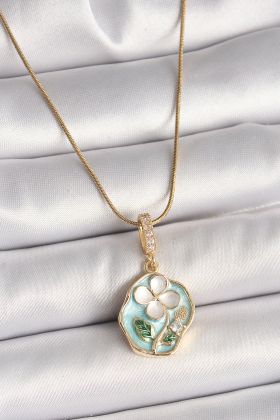 316L Çelik Gold Renk Zincir Zirkon Taşlı Beyaz Yonca İşlemeli Mavi Portre Model Kadın Kolye - TJ-BKO9909