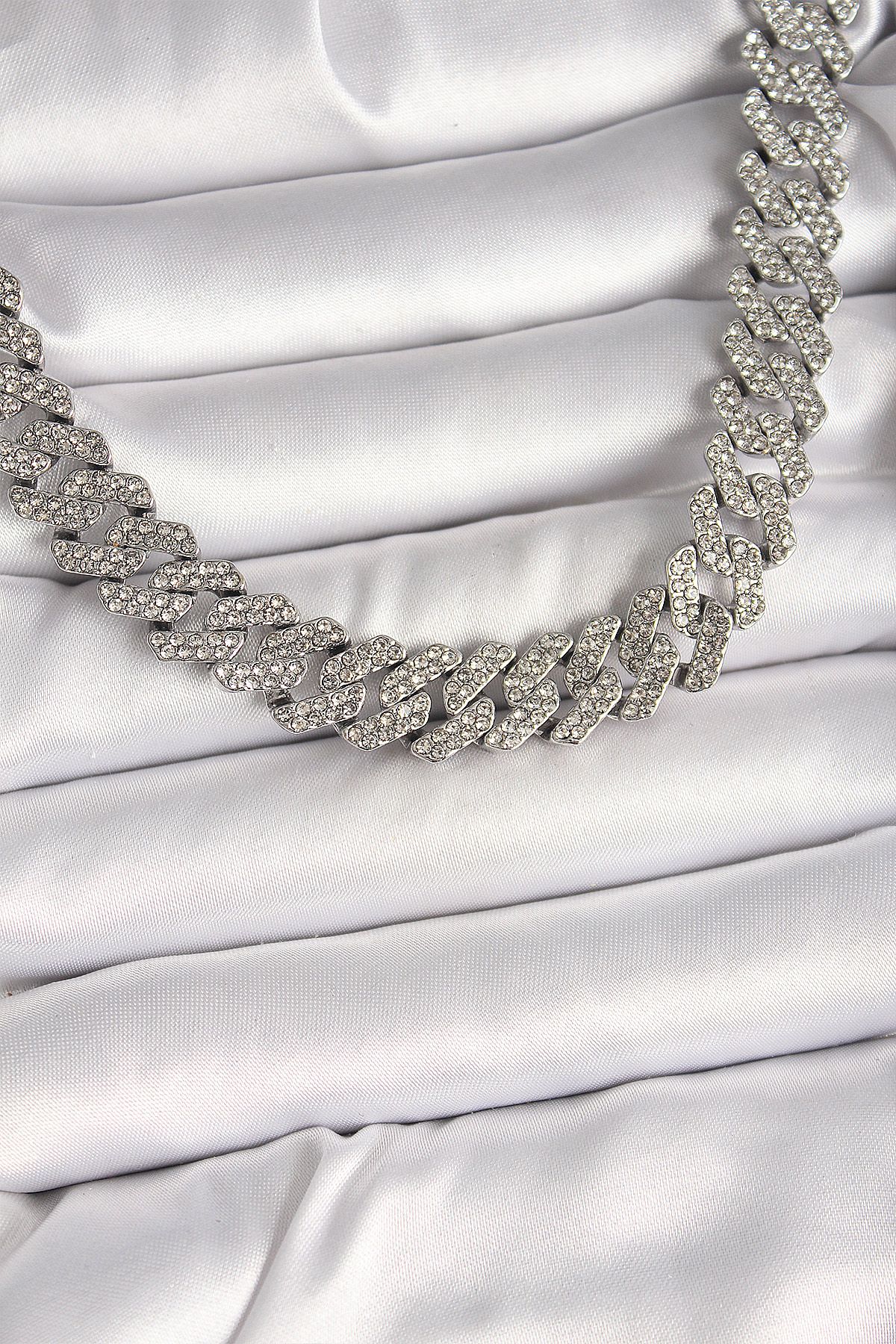 Pirinç Gümüş Renk Zirkon Taşlı Gurmet Kadın Kolye - TJ-BKO9927