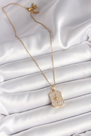 316L Çelik Gold Renk Zincir Zirkon Taşlı Kutup Yıldız İşlemeli Madalyon Model Kadın Kolye - TJ-BKO9942