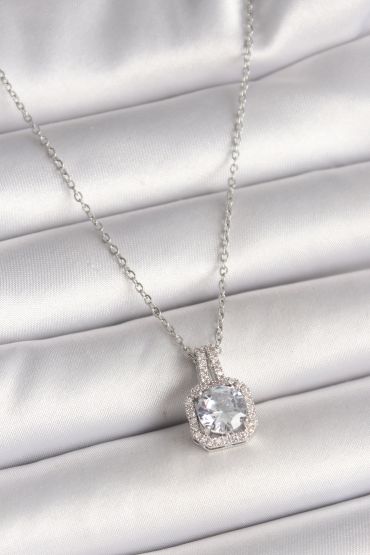 316L Çelik Gümüş Renk Zincir Zirkon Taşlı Kare Model Kadın Kolye - TJ-BKO9957