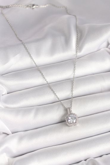 316L Çelik Gümüş Renk Zincir Zirkon Taşlı Kare Model Kadın Kolye - TJ-BKO9957
