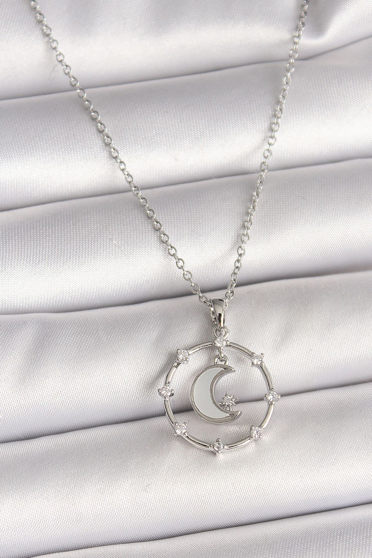 316L Çelik Gümüş Renk Zincir Zirkon Taşlı Beyaz Mineli Hilal Model Kadın Kolye - TJ-BKO9972