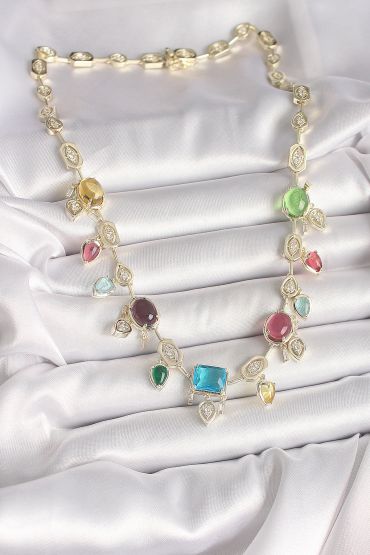 Pirinç Gold Renk Renli Zirkon Taşlı VIP Seri Kadın Kolye - TJ-BKO10004