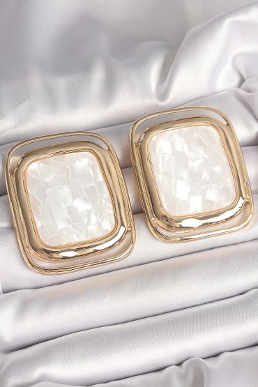 Pirinç Gold Renk Beyaz Mineli Kare Model Kadın Küpe - TJ-BKP10428