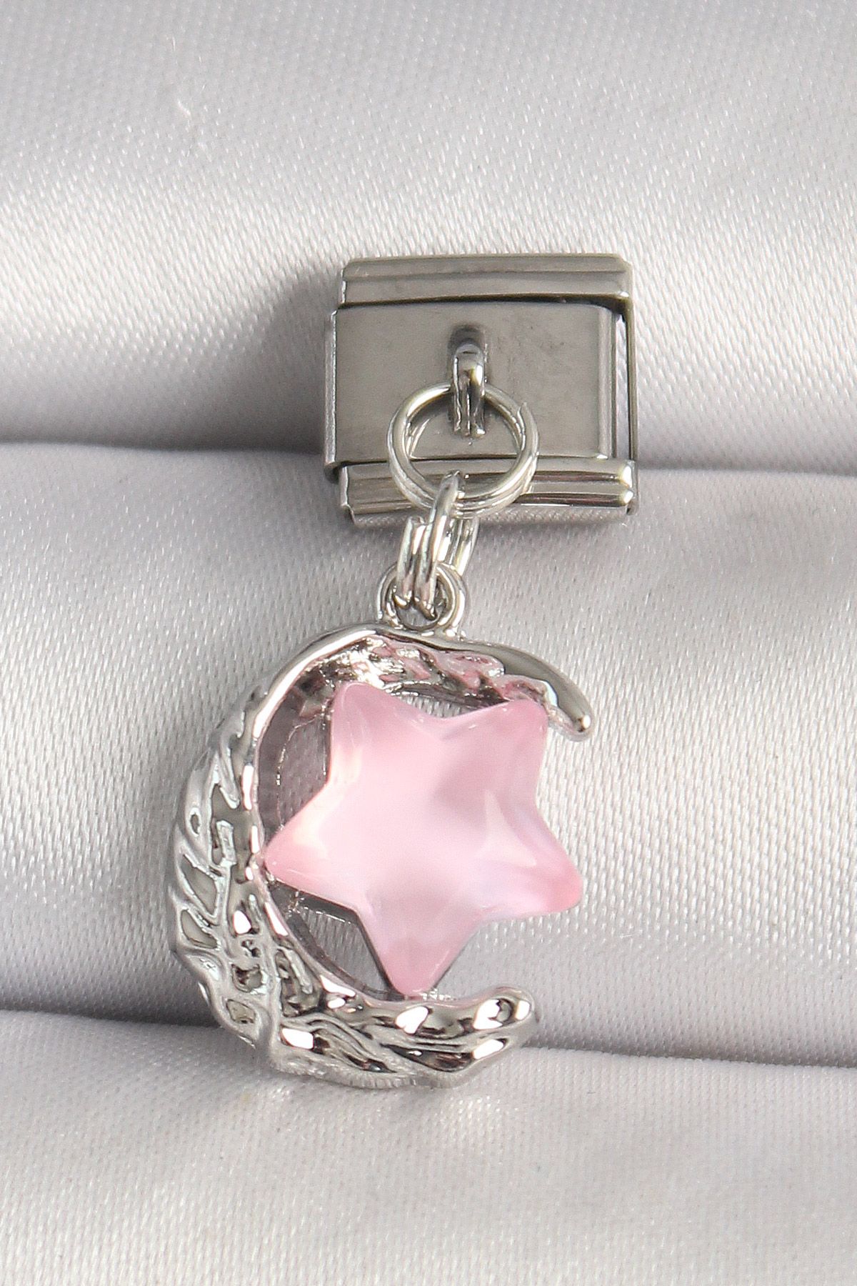 316L Çelik Gümüş Renk Hilal Pembe Mineli Yıldız Model Nomination Charm - TJ-BC1283