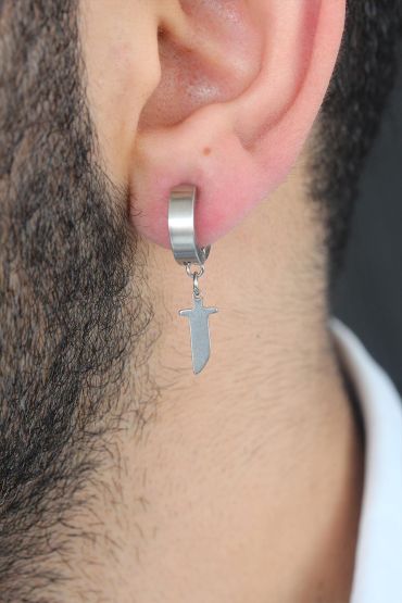 Silver Renk Kaplama Kılıç Figürlü Çelik Kıstırmalı Erkek Küpe - TJ-EKP129