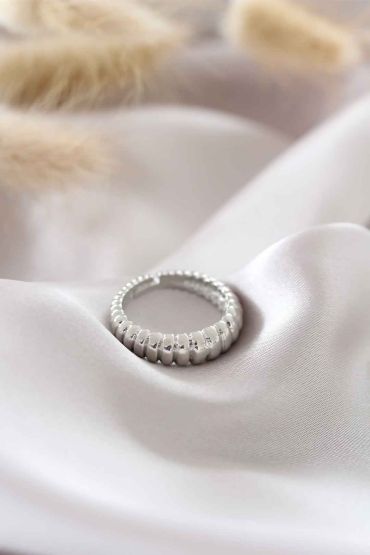 Gümüş Renk Ayarlamalı Burgu Kadın Yüzük - TJ-BYK1504