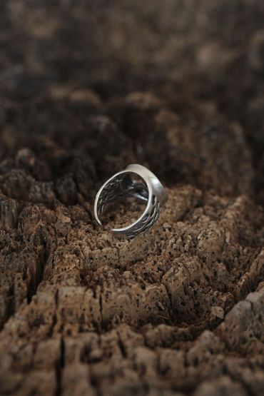 Barış İşareti Tasarımlı Ayarlamalı Erkek Yüzük - TJ-EY363