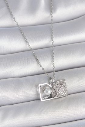 316L Çelik Gümüş Renk Zincir Zirkon Taşlı İncili Açılır Elmas Model Kadın Kolye - TJ-BKO10048