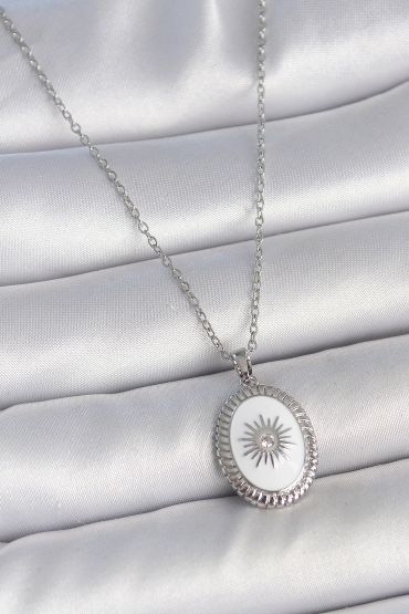 316L Çelik Gümüş Renk Beyaz Mineli Güneş İşlemeli Nazar Boncuk Detay Madalyon Model Kadın Kolye - TJ-BKO10054