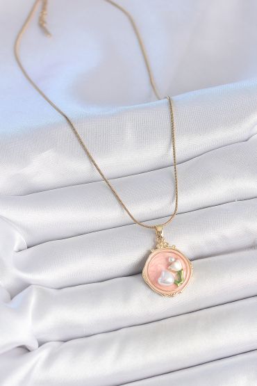 316L Çelik Gold Renk Zincir Pembe Mineli İncili Çiçek İşlemeli Portre Model Kadın Kolye - TJ-BKO10151