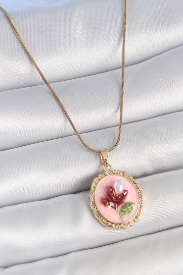 316L Çelik Gold Renk Zincir Pembe Mineli İncili Çiçek İşlemeli Portre Model Kadın Kolye - TJ-BKO10155
