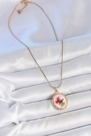 316L Çelik Gold Renk Zincir Pembe Mineli İncili Çiçek İşlemeli Portre Model Kadın Kolye - TJ-BKO10155