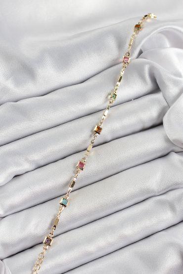 Pirinç Gold Renk Karışık Renkli Kare Zirkon Taşlı Kadın Bileklik - TJ-BB7043