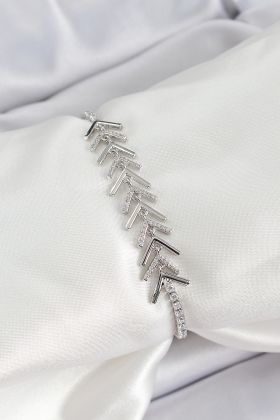 Pirinç Gümüş Renk Zirkon Taşlı Balık Sırtı Kadın Bileklik - TJ-BB7069