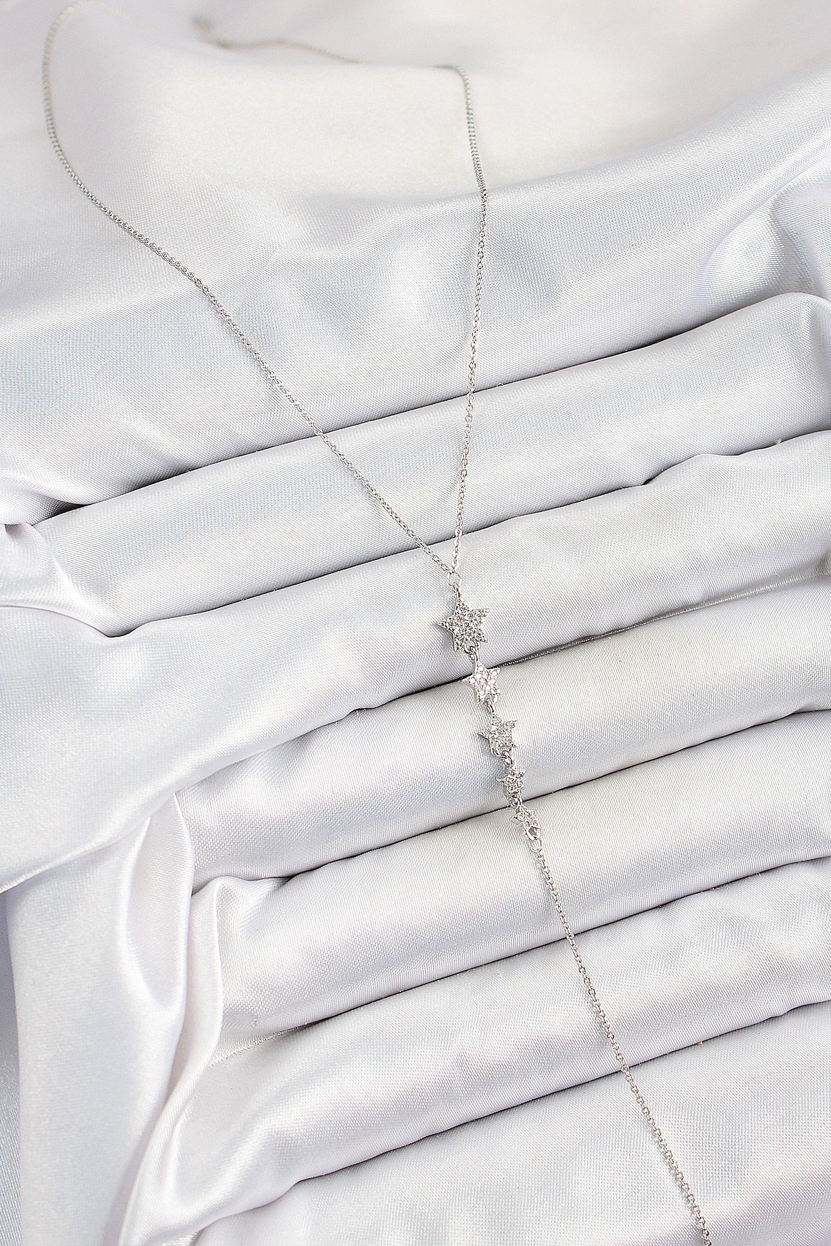 Pirinç Zirkon Taşlı Sıralı Yıldız Figürlü Y Model Gümüş Renk Kadın Kolye - TJ-BKO10313