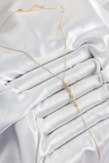 Pirinç Zirkon Taşlı Sıralı Yıldız Figürlü Y Model Gold Renk Kadın Kolye - TJ-BKO10314