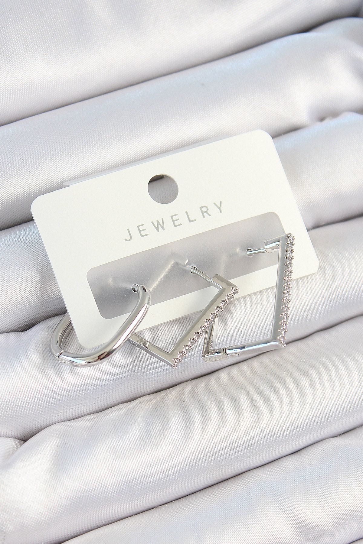 Pirinç Zirkon Taşlı Dikdörtgen Model Gümüş Renk 3'lü Çift Kadın Küpe Set - TJ-BKP10802