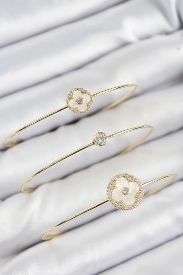 Pirinç Zirkon Taşlı Yonca Model Gold Renk Vip 3'lü Kadın Bileklik - TJ-BB7336
