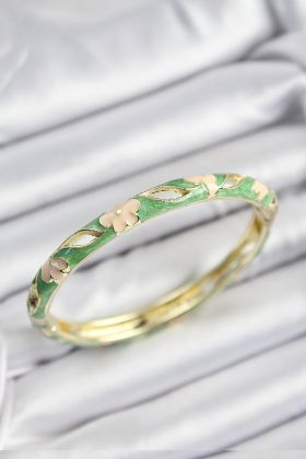 Mineli Pirinç Yeşil Ve Krem Çiçek Motifli Gold Renk Kadın Kelepçe - TJ-BB7371