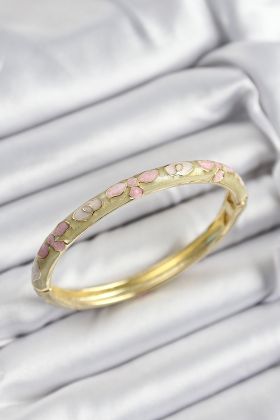 Mineli Pirinç Pembe Hardal Ve Krem Çiçek Motifli Gold Renk Kadın Kelepçe - TJ-BB7389