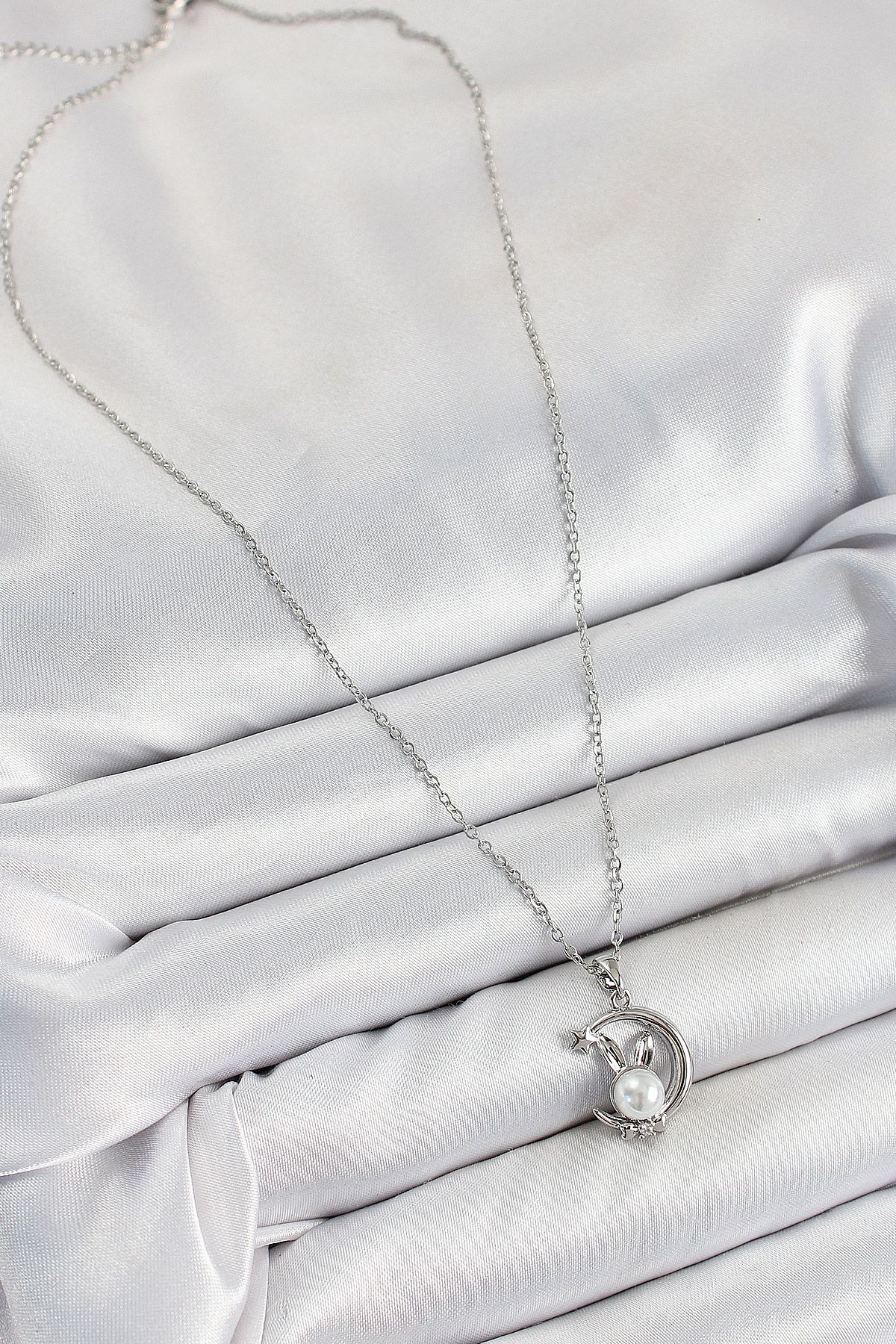 316L Çelik İnci Detaylı Hilal Tavşan Model Gümüş Renk Kadın Kolye - TJ-BKO10348