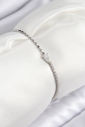 Pirinç Zirkon Taşlı Damla Model Ezme Zincir Gümüş Renk Kadın Bileklik - TJ-BB7590