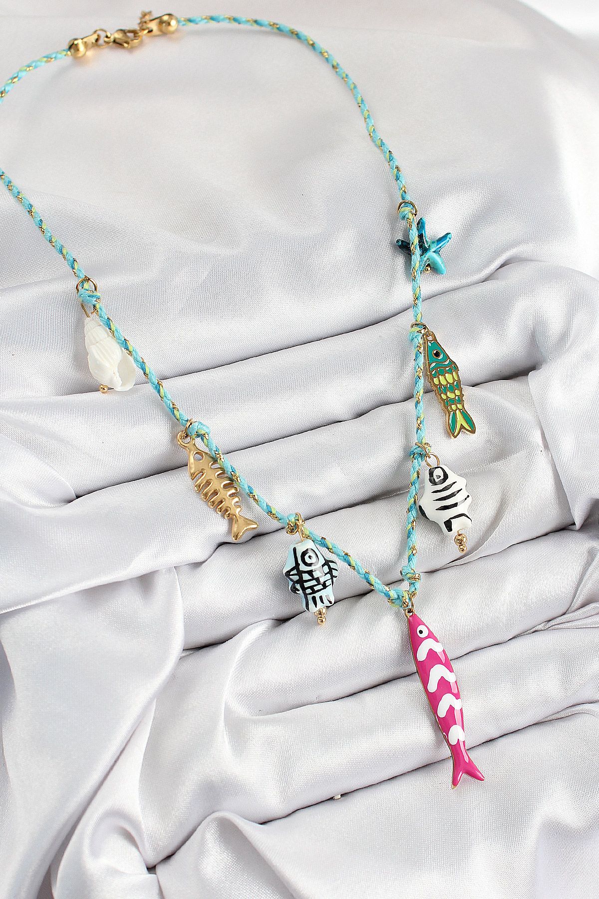 Seramik Motifli Pembe Balık Figürlü Model Mavi İp Kadın Kolye - TJ-BKO10397