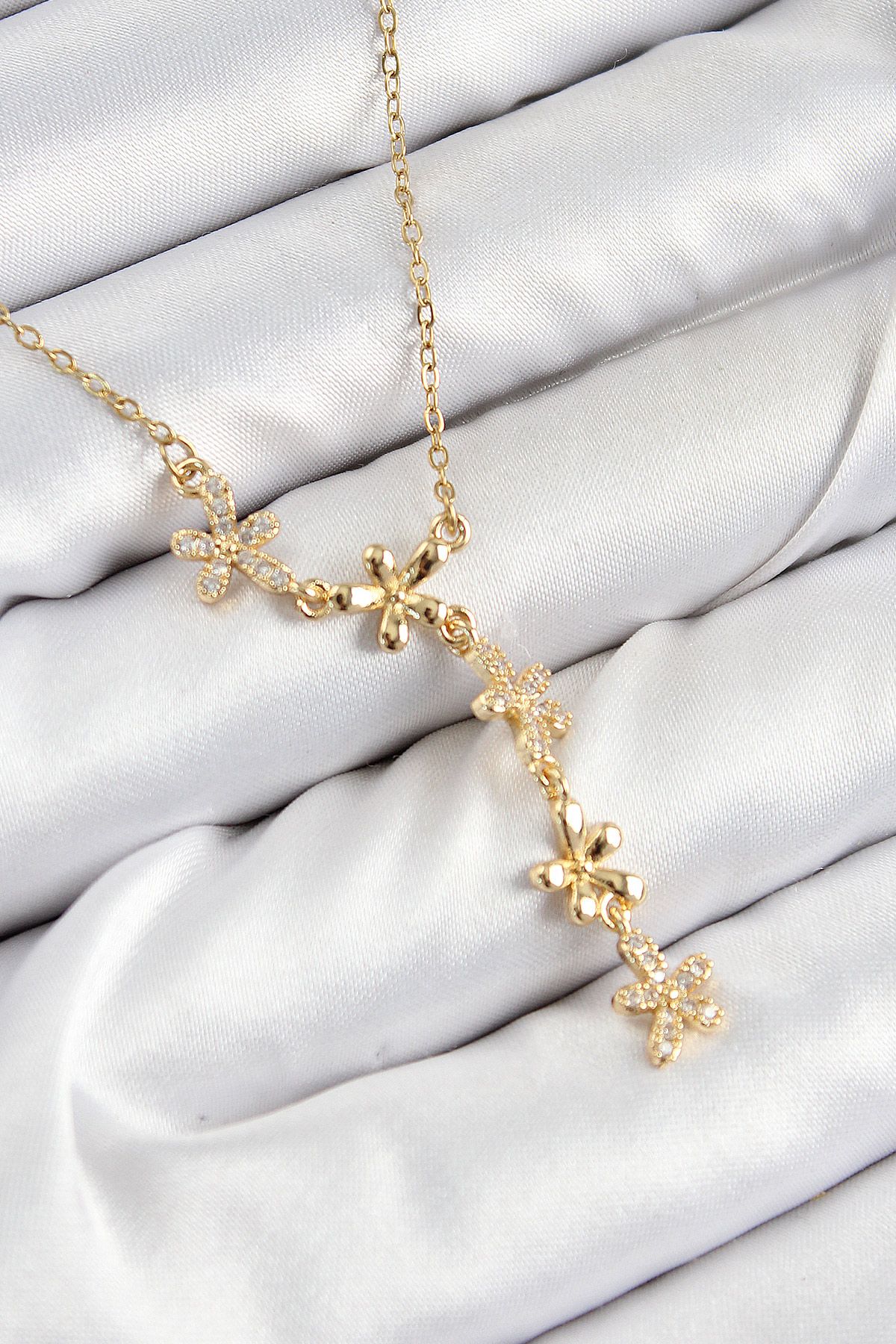 316L Çelik Zirkon Taşlı Çiçek Model Gold Renk Kadın Kolye - TJ-BKO10407