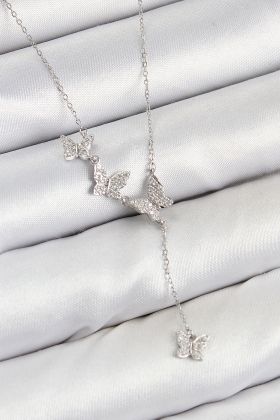Pirinç Zirkon Taşlı Kelebek Model Gümüş Renk Kadın Kolye - TJ-BKO10415