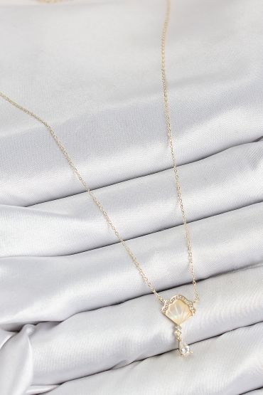 Pirinç Zirkon Taşlı İstiridye Model Gold Renk Kadın Kolye - TJ-BKO10416