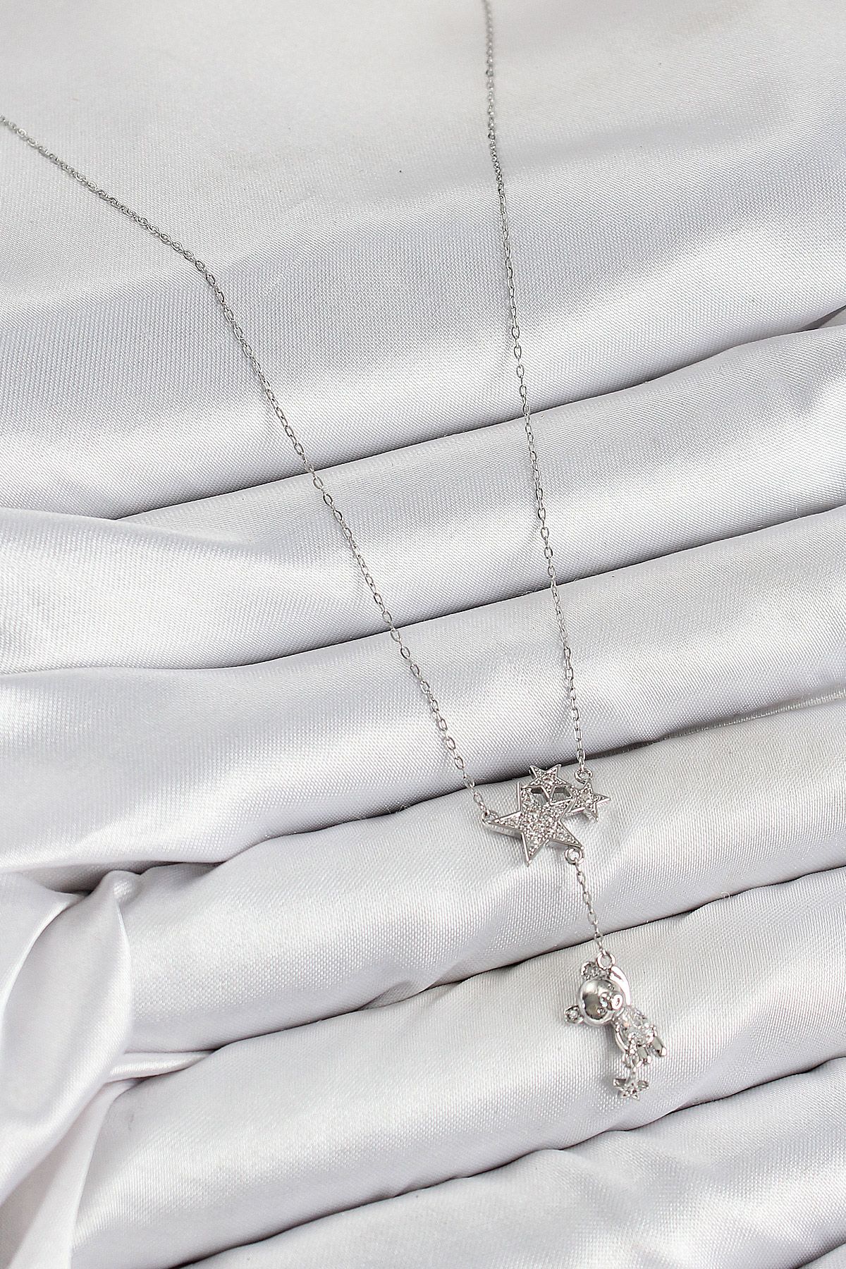 Pirinç Zirkon Taşlı Sallantılı Ayıcıklı Yıldız Model Gümüş Renk Kadın Kolye - TJ-BKO10419