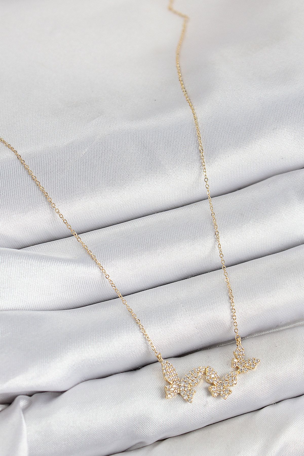 Pirinç Zirkon Taşlı Kelebek Model Gold Renk Kadın Kolye - TJ-BKO10424