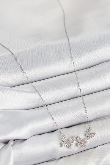 Pirinç Zirkon Taşlı Kelebek Model Gümüş Renk Kadın Kolye - TJ-BKO10425