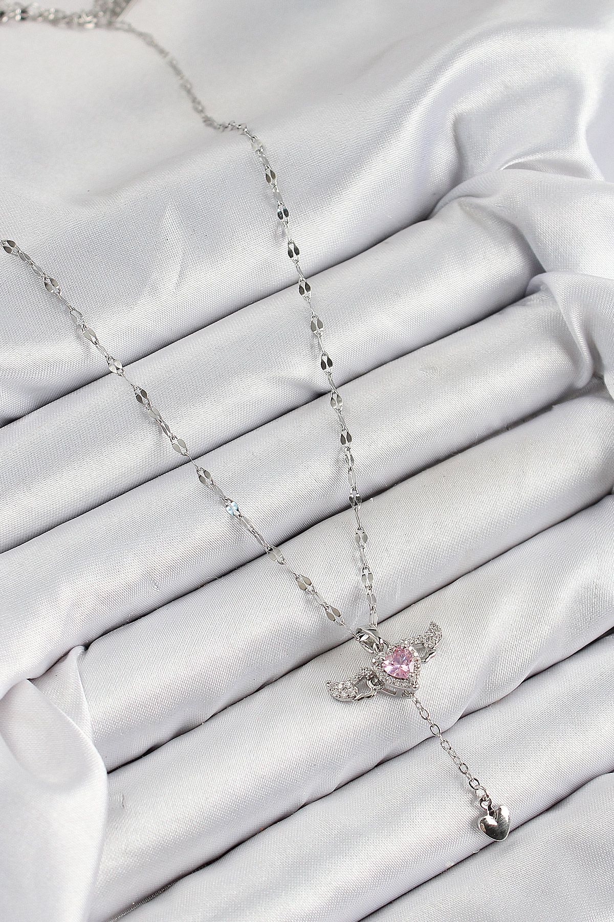 316L Çelik Zirkon Taşlı Melek Kanadı Detaylı Kalp Model Gümüş Renk Kadın Kolye - TJ-BKO10445