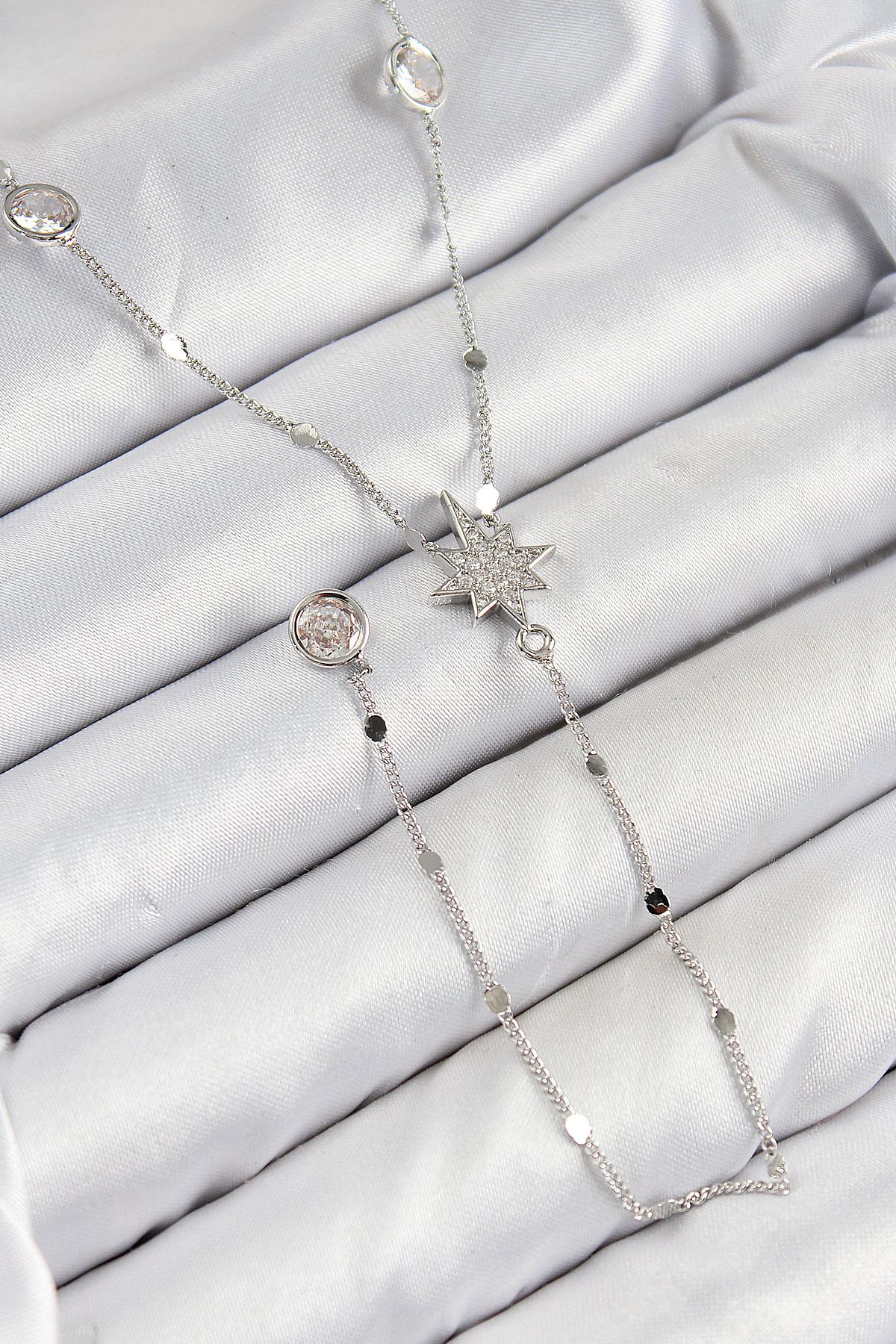 Pirinç Zirkon Taşlı Kutup Yıldızı Model Gümüş Renk Y Kolye - TJ-BKO10453