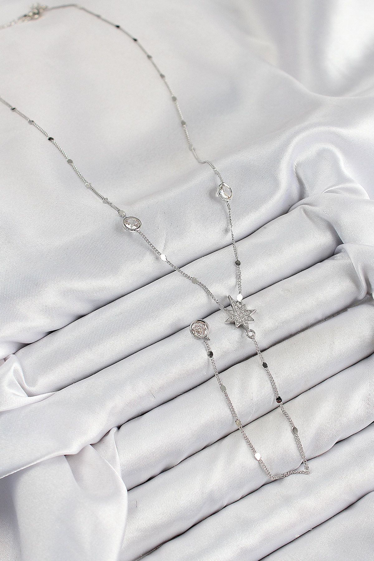 Pirinç Zirkon Taşlı Kutup Yıldızı Model Gümüş Renk Y Kolye - TJ-BKO10453