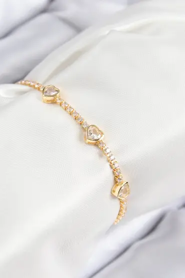 Pirinç Zirkon Taşlı Sıralı Kalp Model Gold Renk Kadın Bileklik - TJ-BB7729